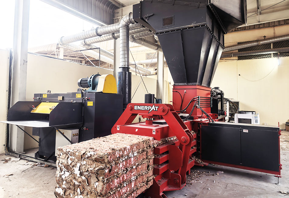 Horizontal Hydraulic Baler