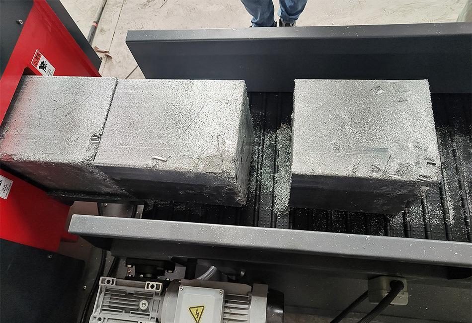 Enerpat Hopper-Style Automatic Metal Baler