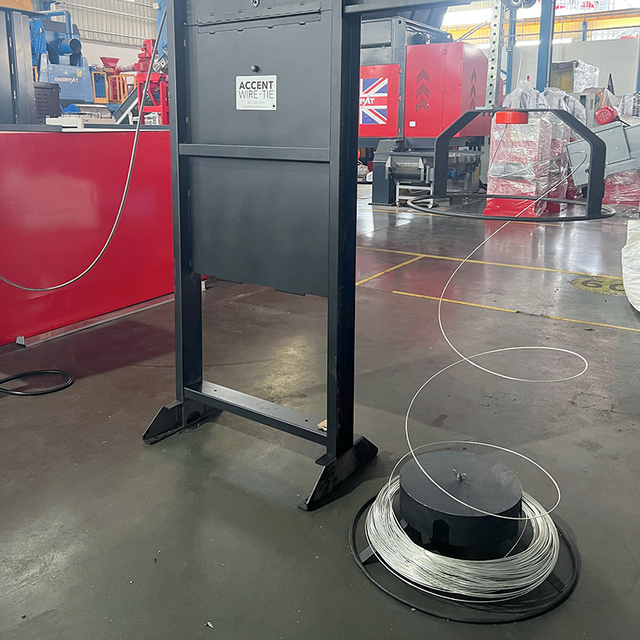 scrap metal baling machine