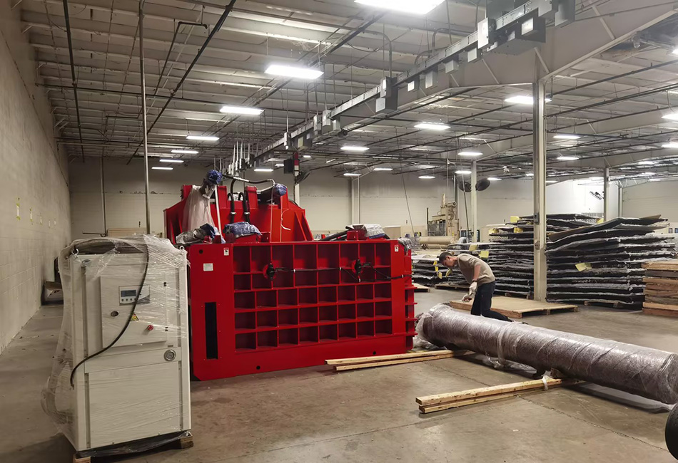 Lid-Style Automatic Scrap Metal Baler