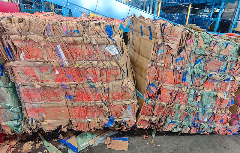 cardboard bundler machine
